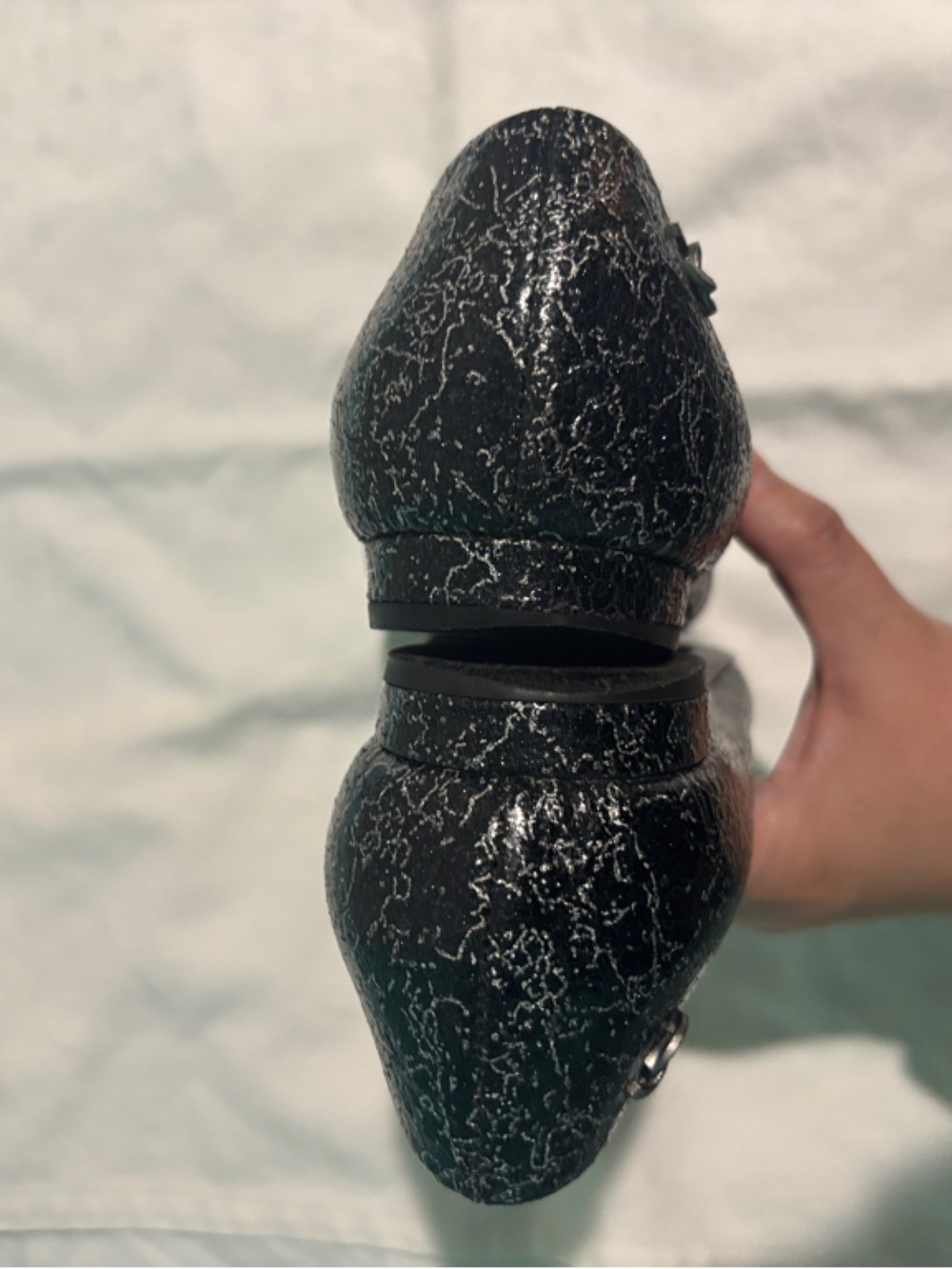 Chanel’s Interlocking CC Logo Pointed Toe Ballet Flats - Picture 13 of 16